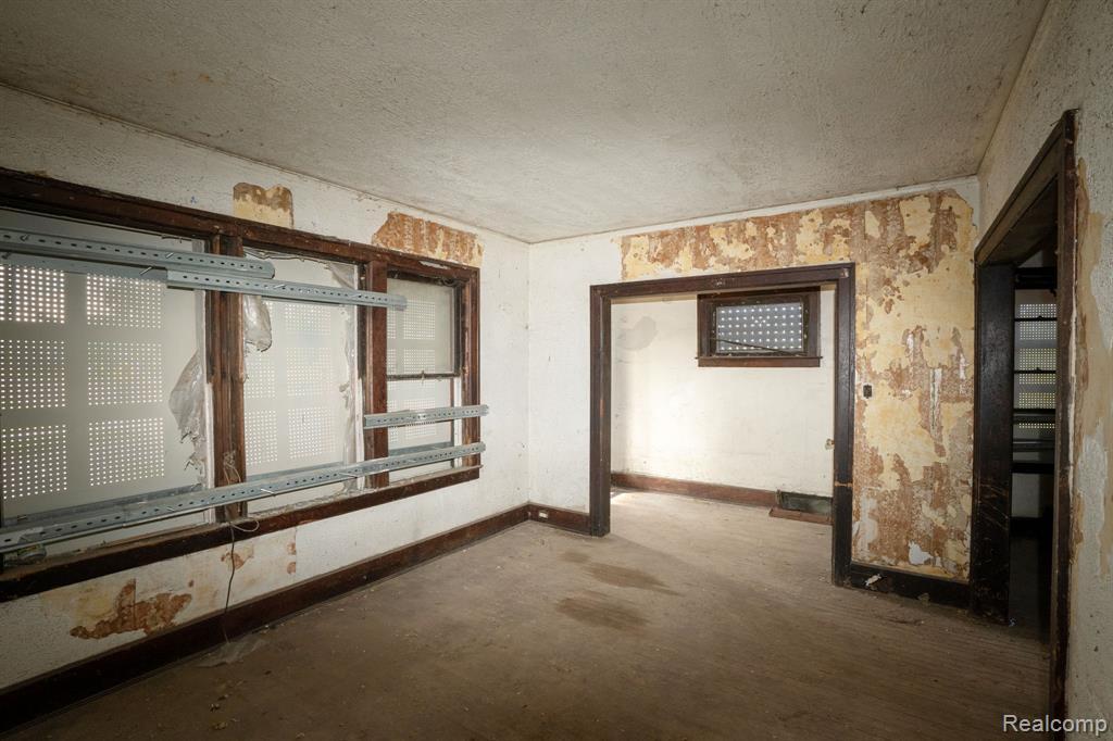 2574 Baldwin Street, Detroit, MI 48214 — Photo 5