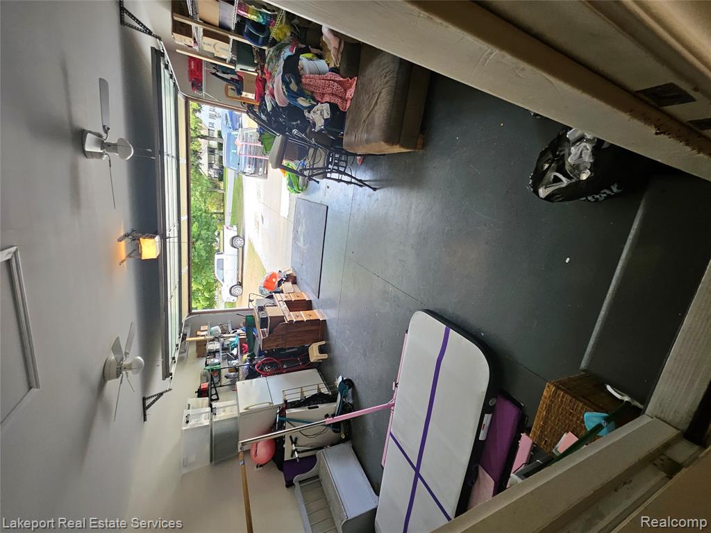 4231 Pine Grove Avenue, Fort Gratiot, MI 48059 — Photo 10