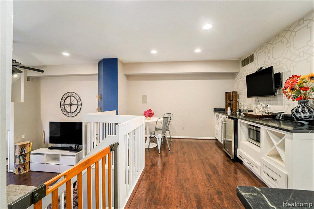 1332 S MAIN Street, Royal Oak, MI 48067 — Photo 11