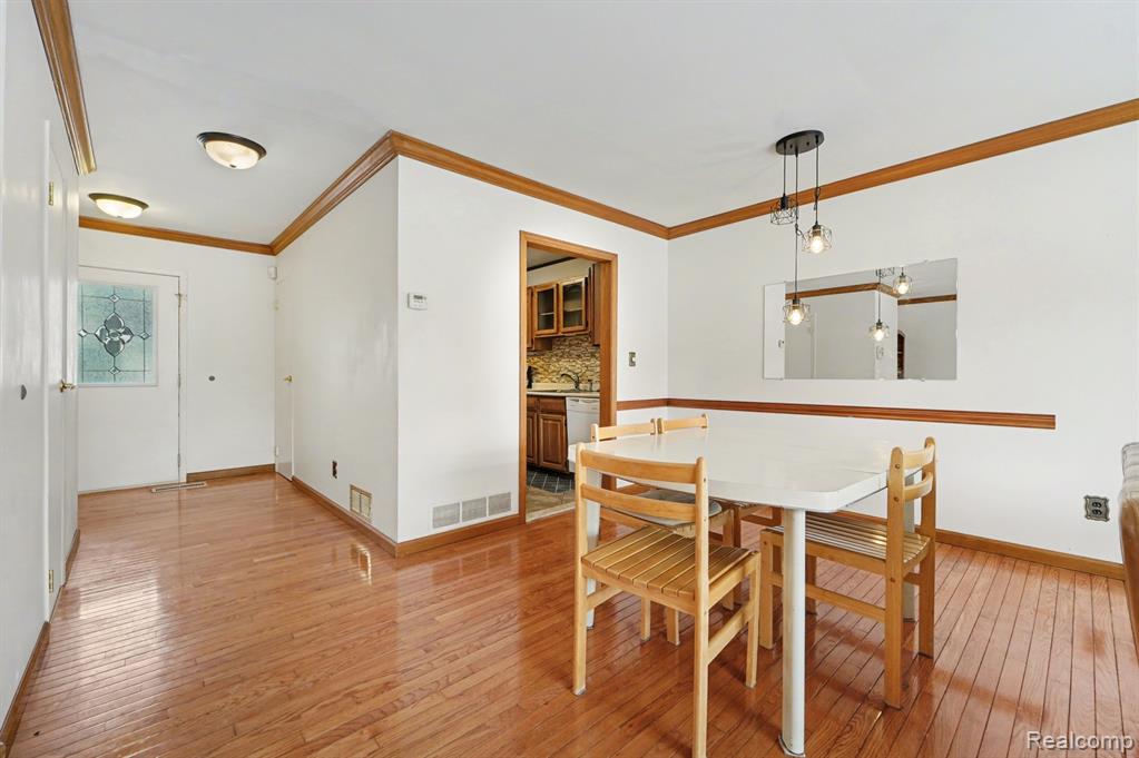 733 Watersedge Drive, Ann Arbor, MI 48105 — Photo 7