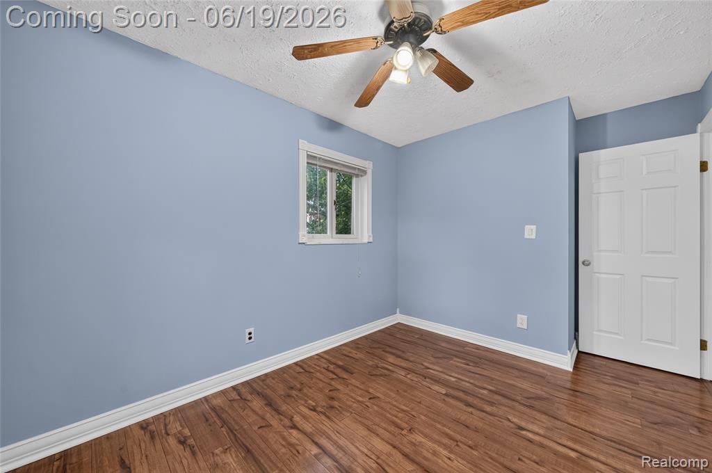 778 Manzano Drive, Wolverine Lake, MI 48390 — Photo 25