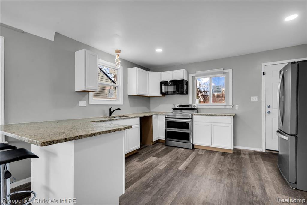 5281 Alter Road, Detroit, MI 48224 — Photo 5