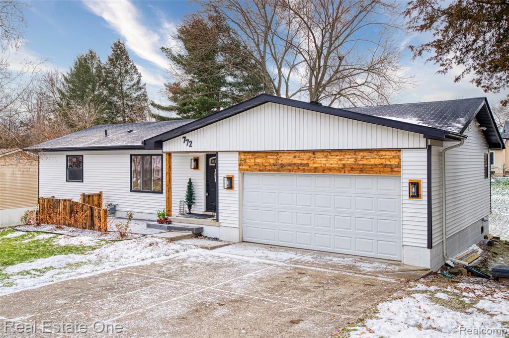 772 S 3rd Street, Brighton, MI 48116 — Photo 3