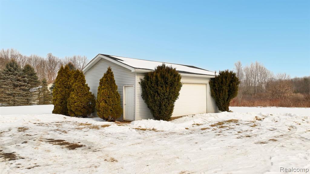 3220 N Summers Road, Imlay City, MI 48444 — Photo 33