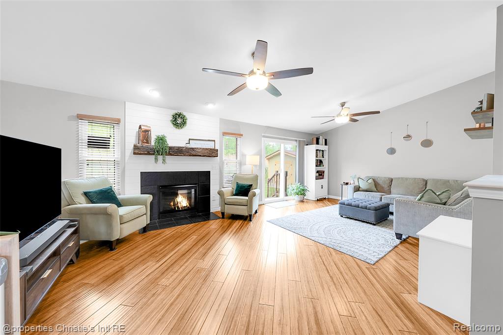 52287 Huntley Avenue, New Baltimore, MI 48047 — Photo 13