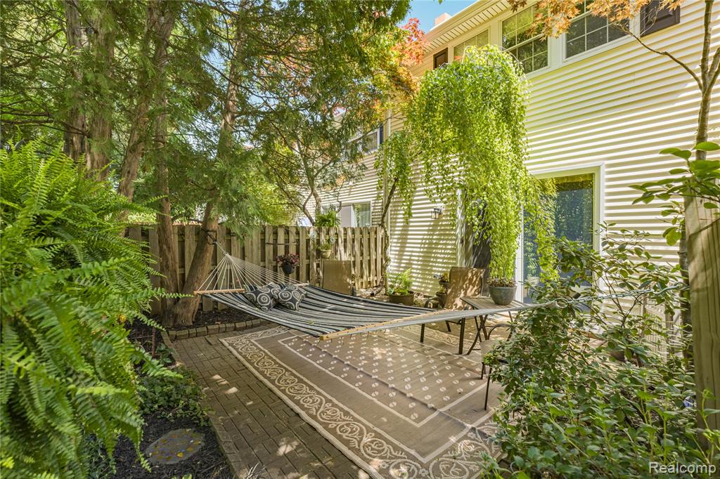 42683 Savoy Court, Northville, MI 48167 — Photo 42