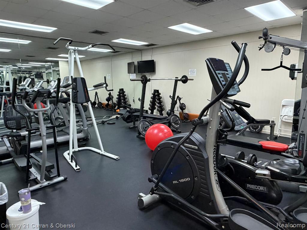 5840 Northfield Parkway, Troy, MI 48098 — Photo 19