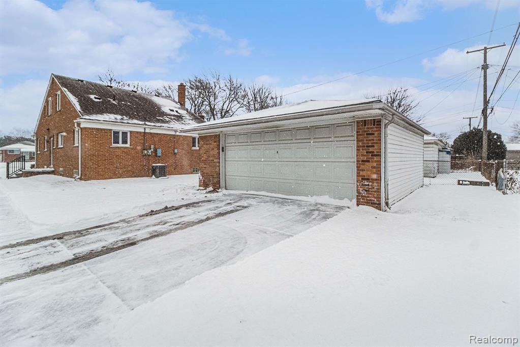 4402 Roosevelt Boulevard, Dearborn Heights, MI 48125 — Photo 4