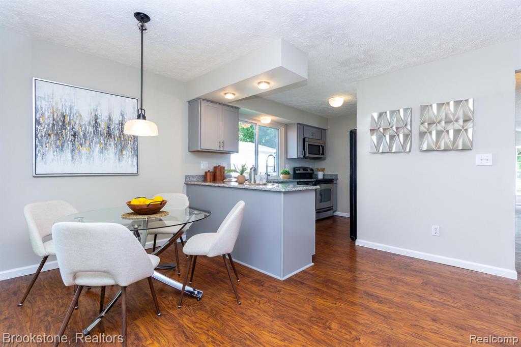 4335 Cypress Drive, Troy, MI 48085 — Photo 13
