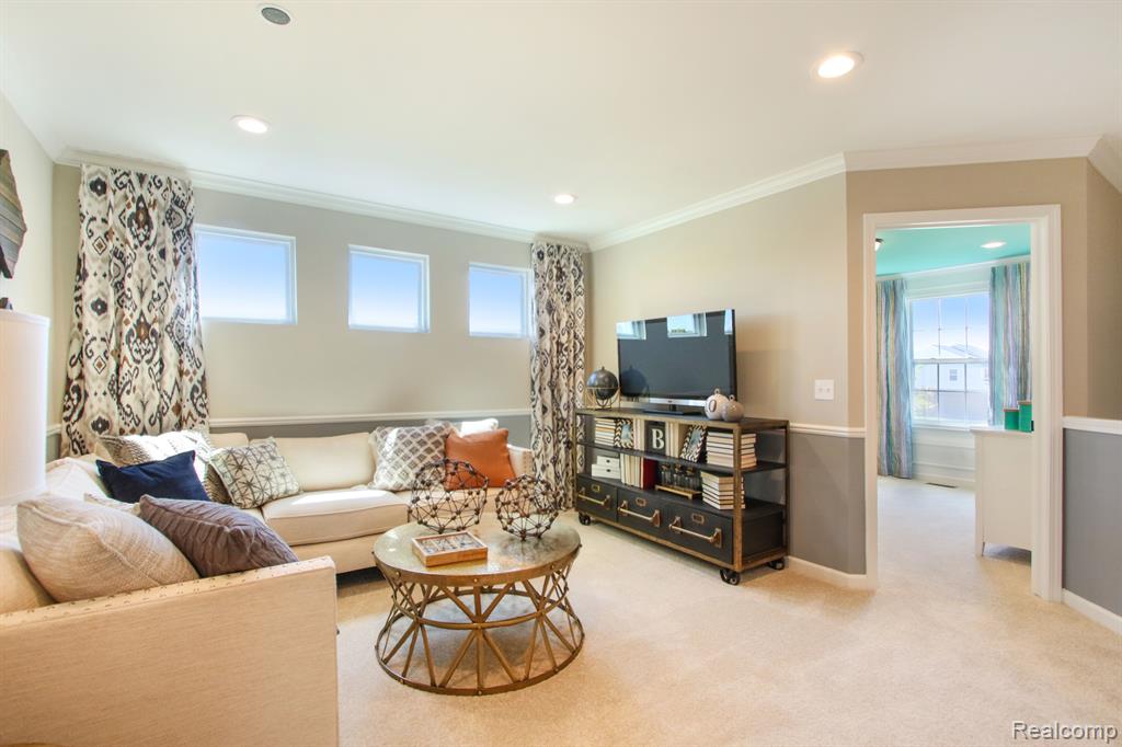 4840 Stamford Drive, West Bloomfield, MI 48323 — Photo 9
