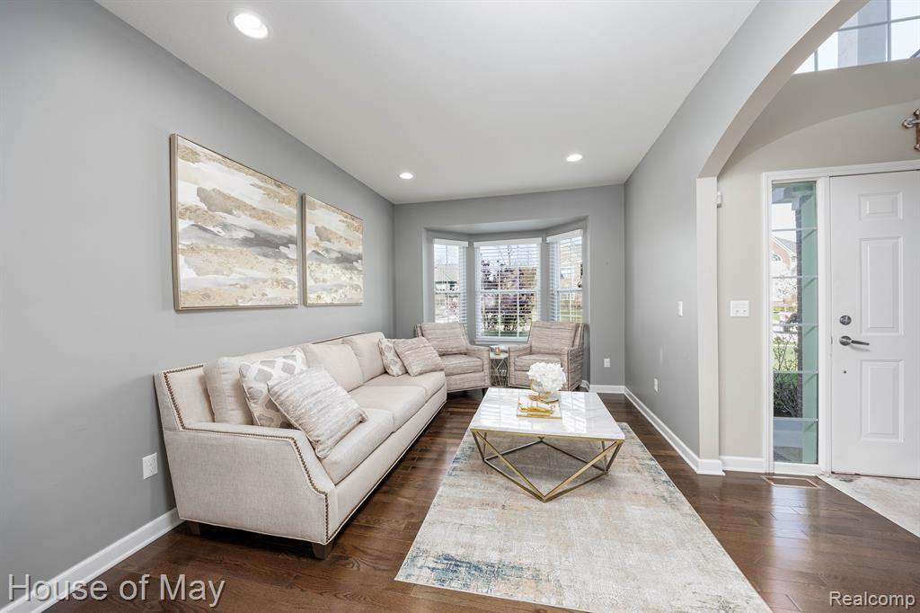 5312 VINEYARD Street, Commerce Twp, MI 48382 — Photo 5