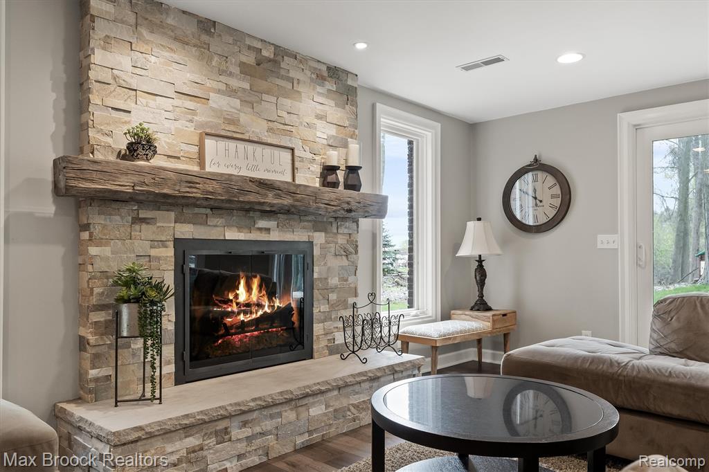 398 Shrewsbury Drive, Clarkston, MI 48348 — Photo 70