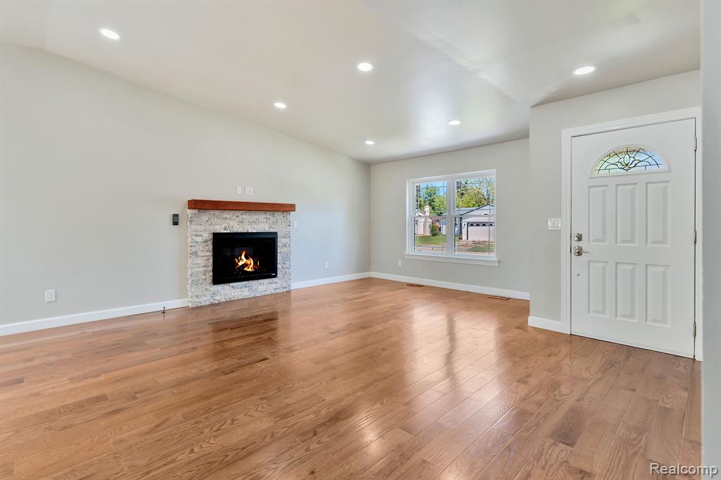 41441 Cumberland Drive, Canton, MI 48188 — Photo 16