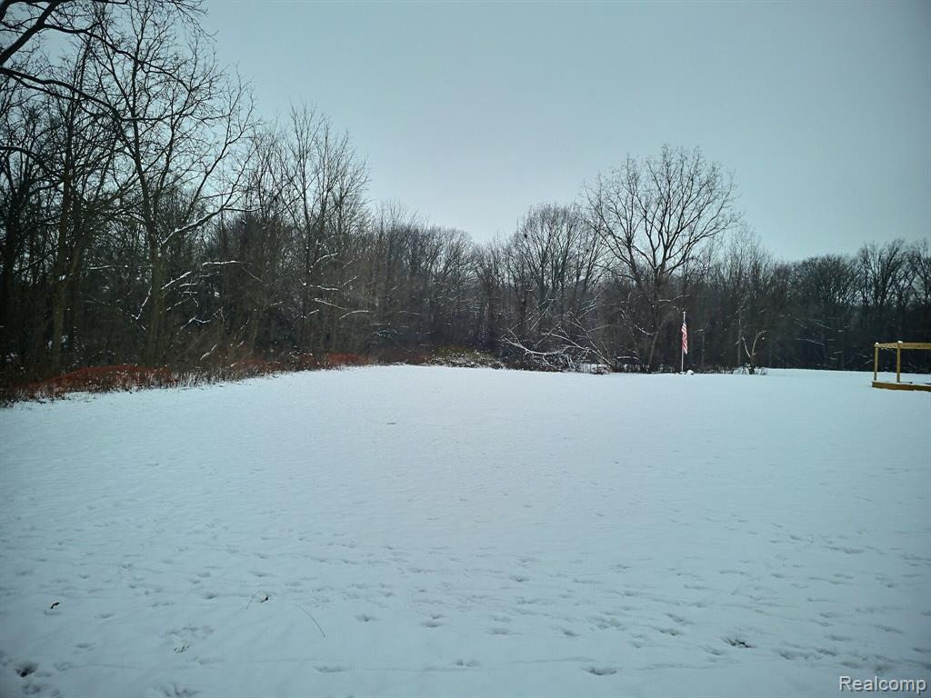 5366 Van Slyke Road, Flint, MI 48507 — Photo 13