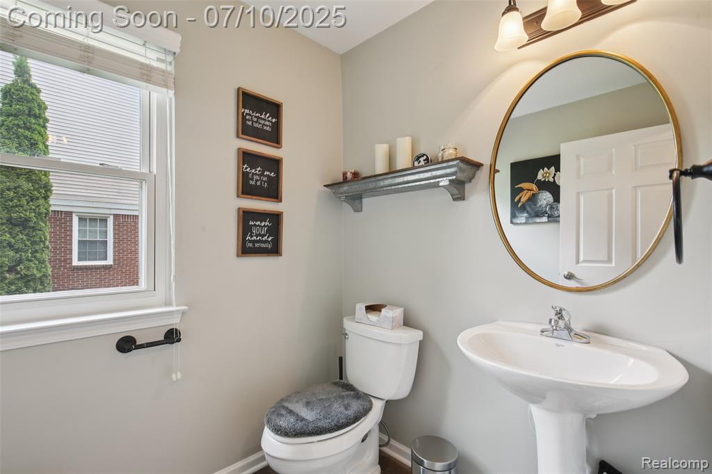 46533 Woodside Drive, Canton, MI 48187 — Photo 14