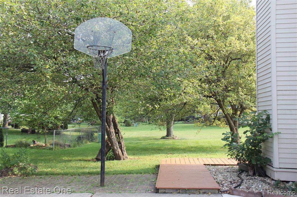 44777 SALTZ Road, Canton, MI 48187 — Photo 2