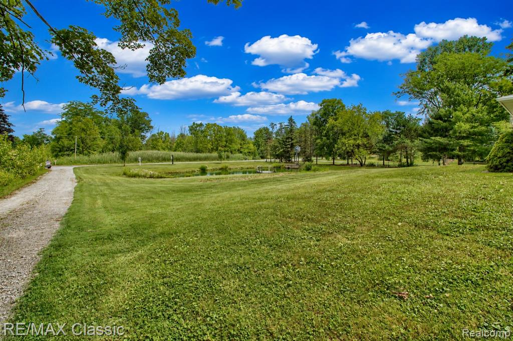 10268 7 Mile Road, Northville, MI 48167 — Photo 4