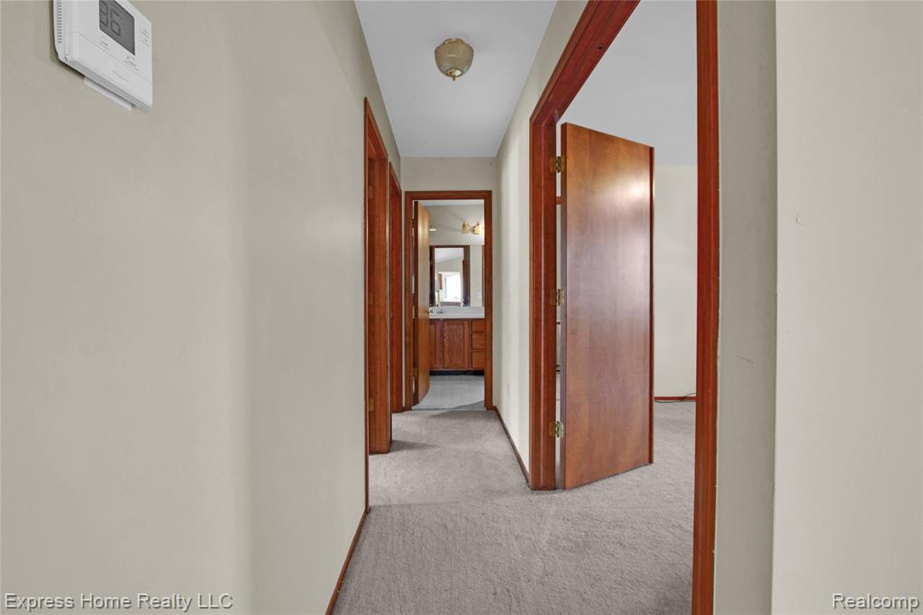5010 Kelly Drive, Warren, MI 48092 — Photo 18