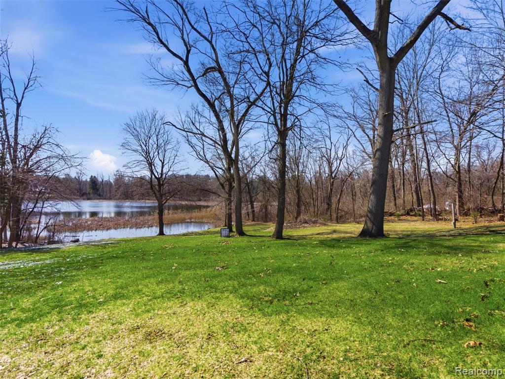 16475 Angle Drive, Linden, MI 48451 — Photo 37