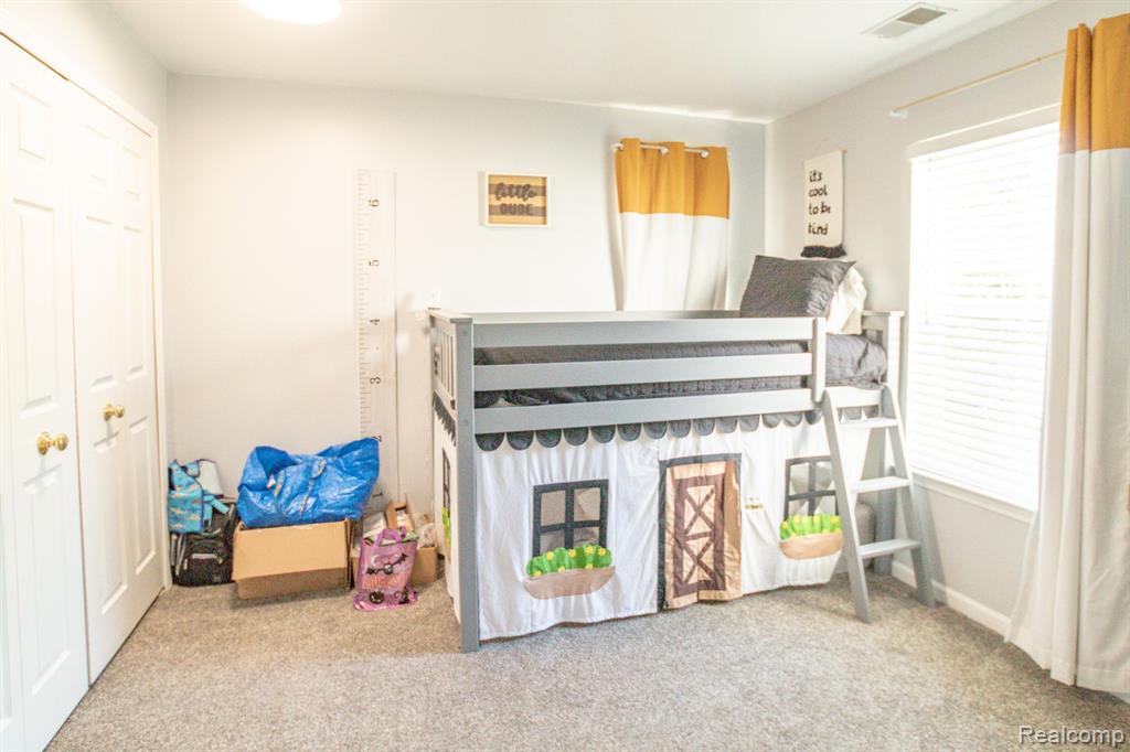 12333 Saint Andrews Way, Fenton, MI 48430 — Photo 16