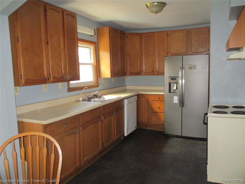5656 Monroe Street, Dearborn Heights, MI 48125 — Photo 7