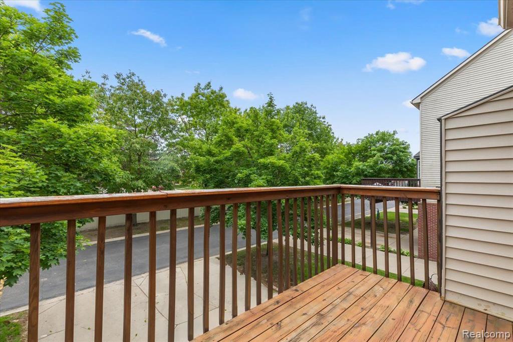 6680 CENTRAL CITY Parkway, Westland, MI — Photo 17