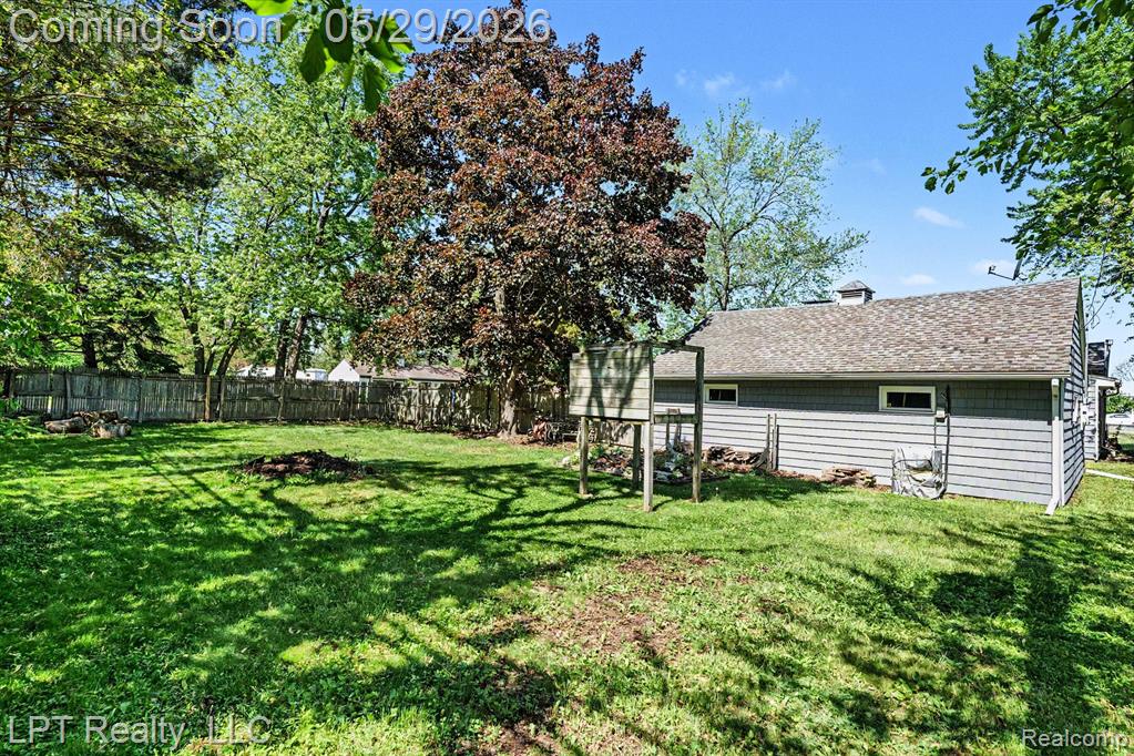 21021 Wendell Street, Clinton Twp, MI 48036 — Photo 19