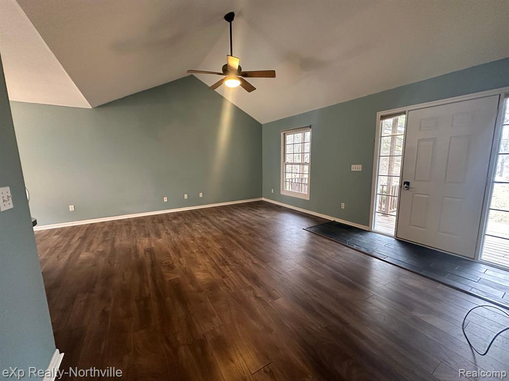 8255 N TERRITORIAL Road, Dexter, MI 48130 — Photo 17