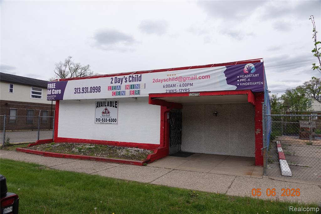 15075 Meyers Road, Detroit, MI 48227