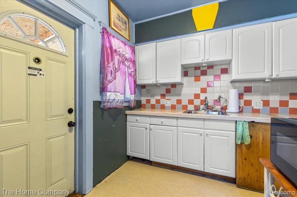 8817 Longworth Street, Detroit, MI 48209 — Photo 14