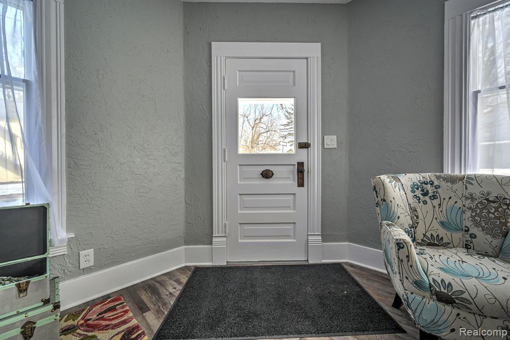 602 S BROAD Street, Holly, MI 48442 — Photo 6