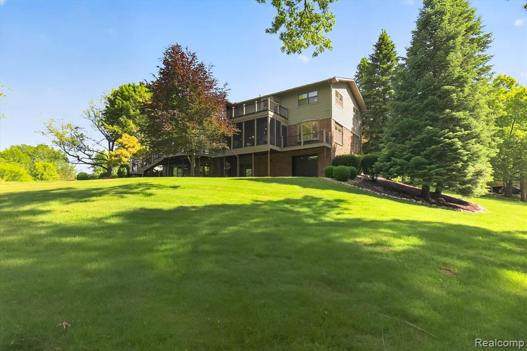 12664 Lashbrook Lane W, Brighton, MI 48114 — Photo 36