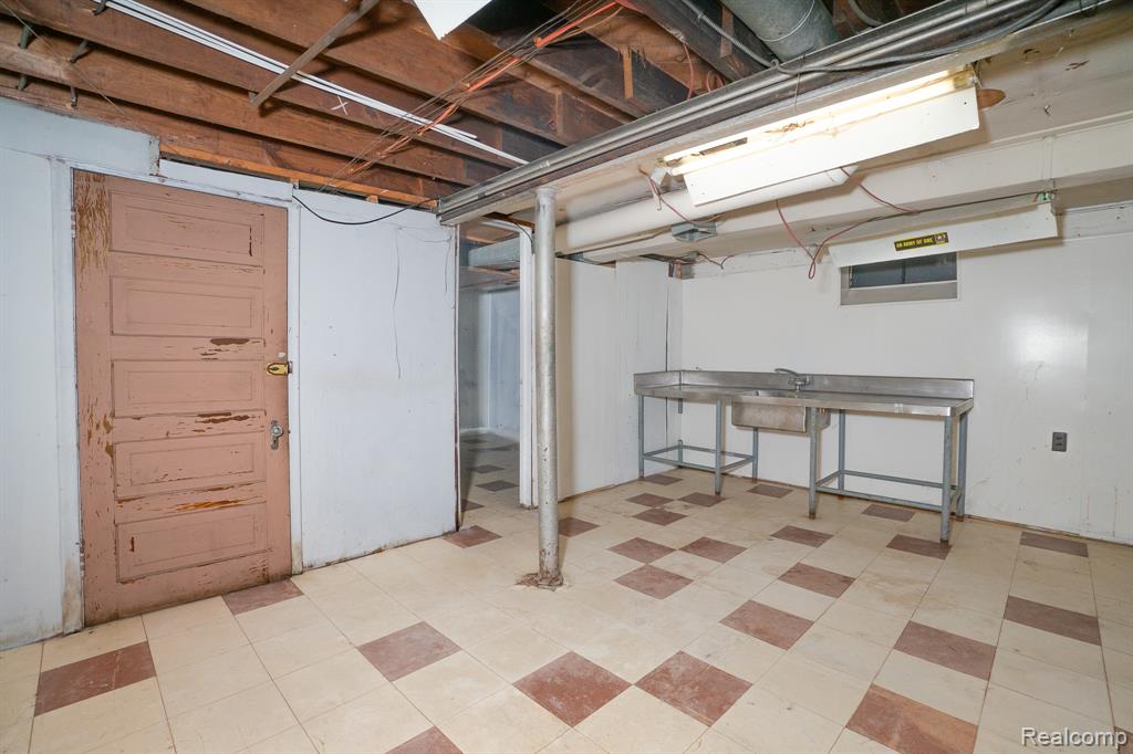 15930 TURNER Street, Detroit, MI 48238 — Photo 19