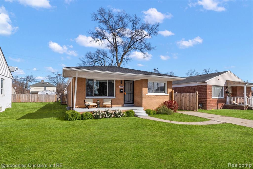 20850 GLEN LODGE Road, Ferndale, MI 48220 — Photo 5