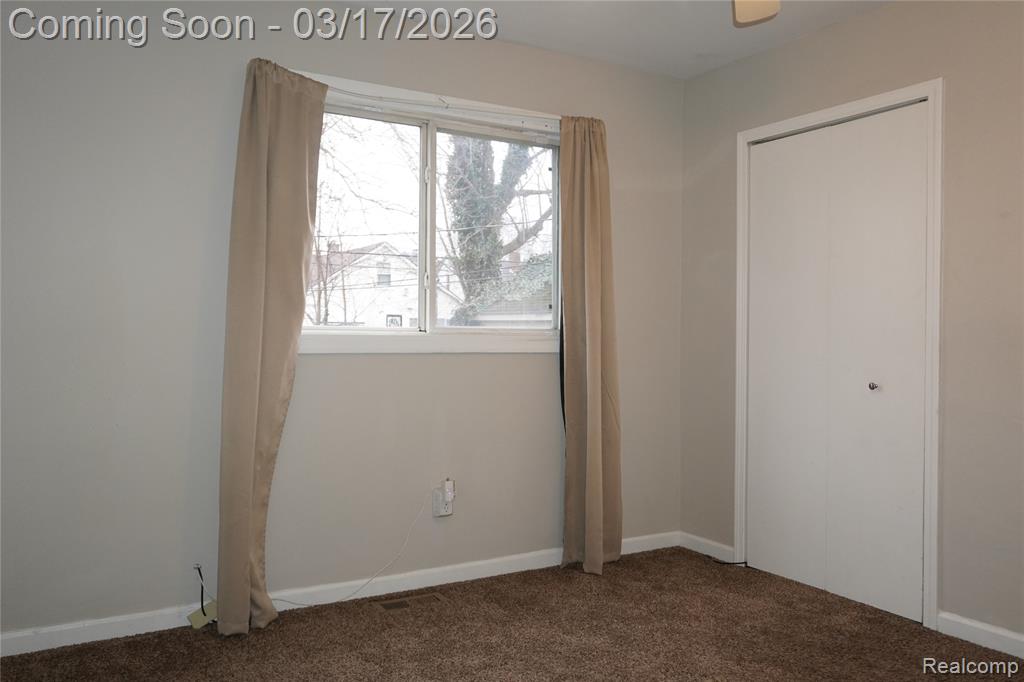 19552 Garfield, Redford, MI 48240 — Photo 16