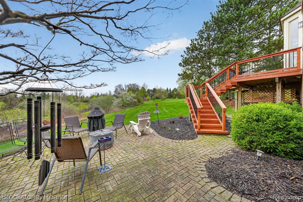 4054 Calumet Drive W, Rochester, MI 48306 — Photo 39