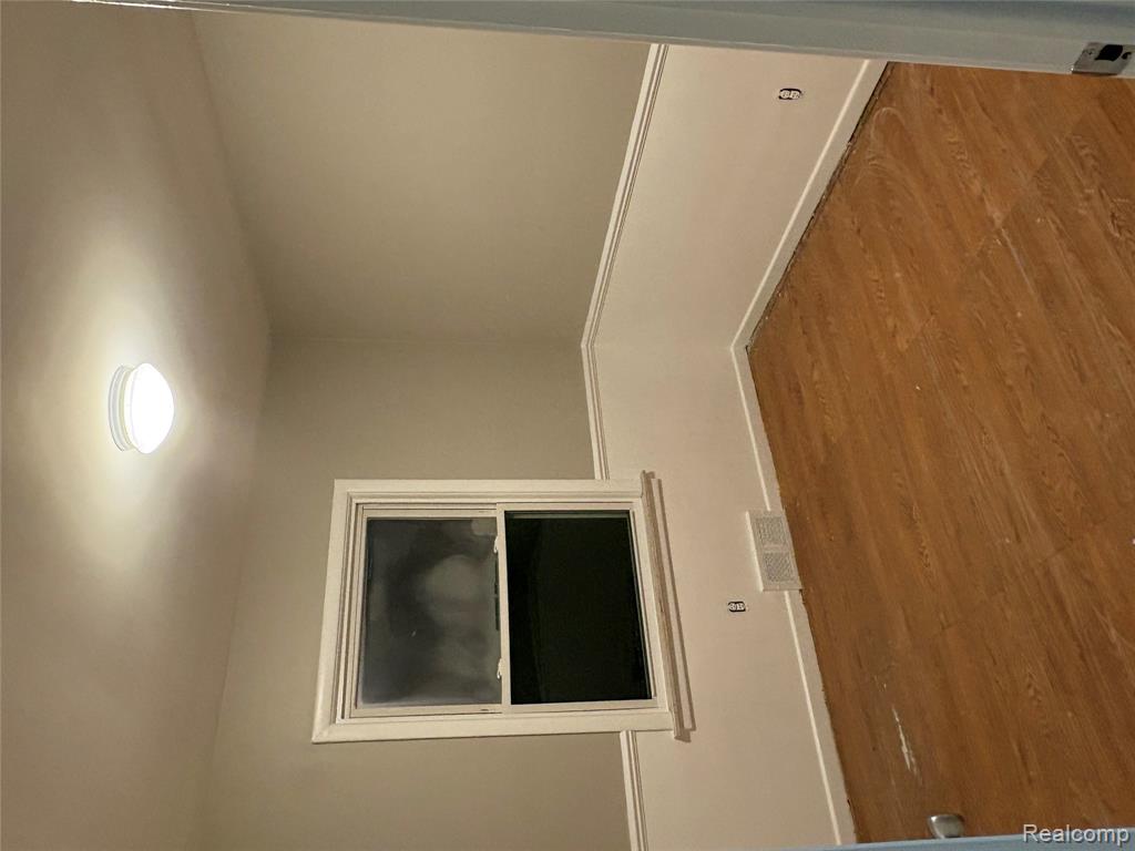 15337 Veronica Avenue, Eastpointe, MI 48021 — Photo 20