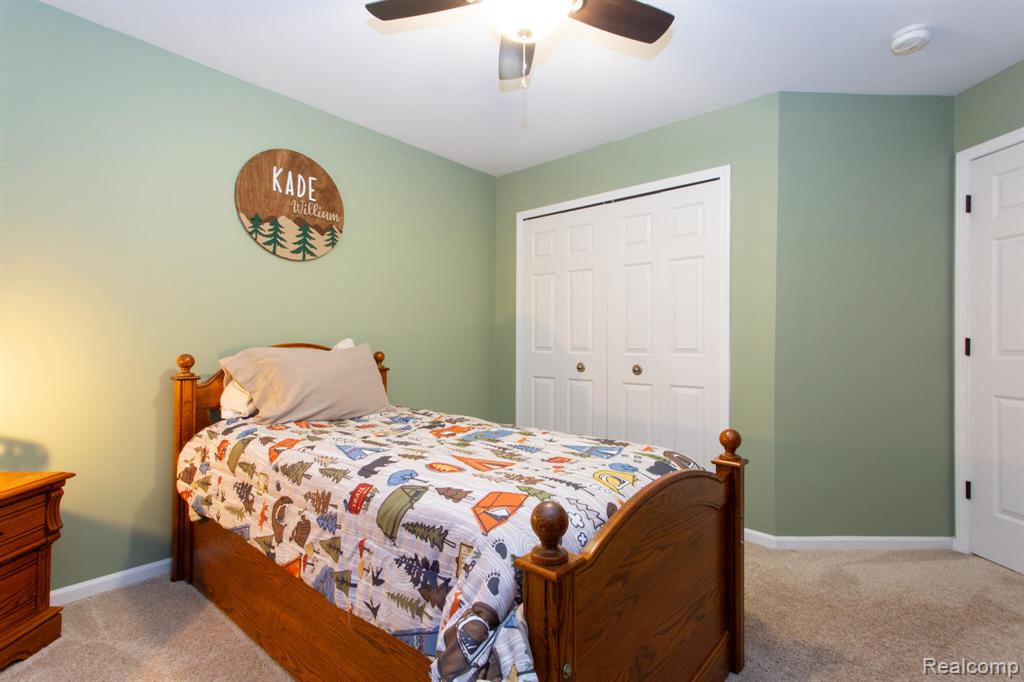 414 Roundview Drive, Rochester, MI 48307 — Photo 21