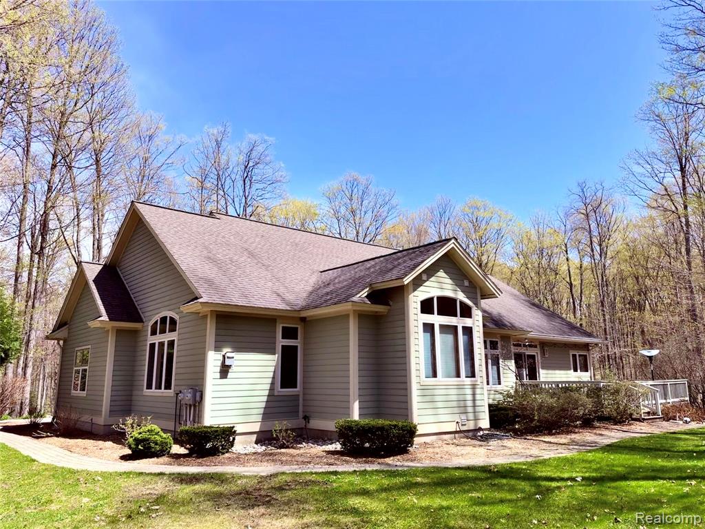 6788 E Hoxie Road, Cedar, MI 49621 — Photo 14
