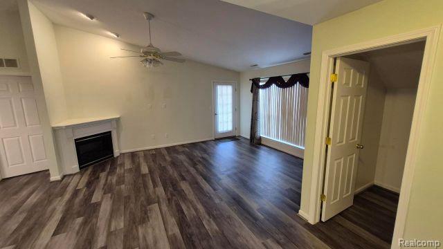 5203 Chesapeake Circle, Walled Lake, MI 48390 — Photo 9