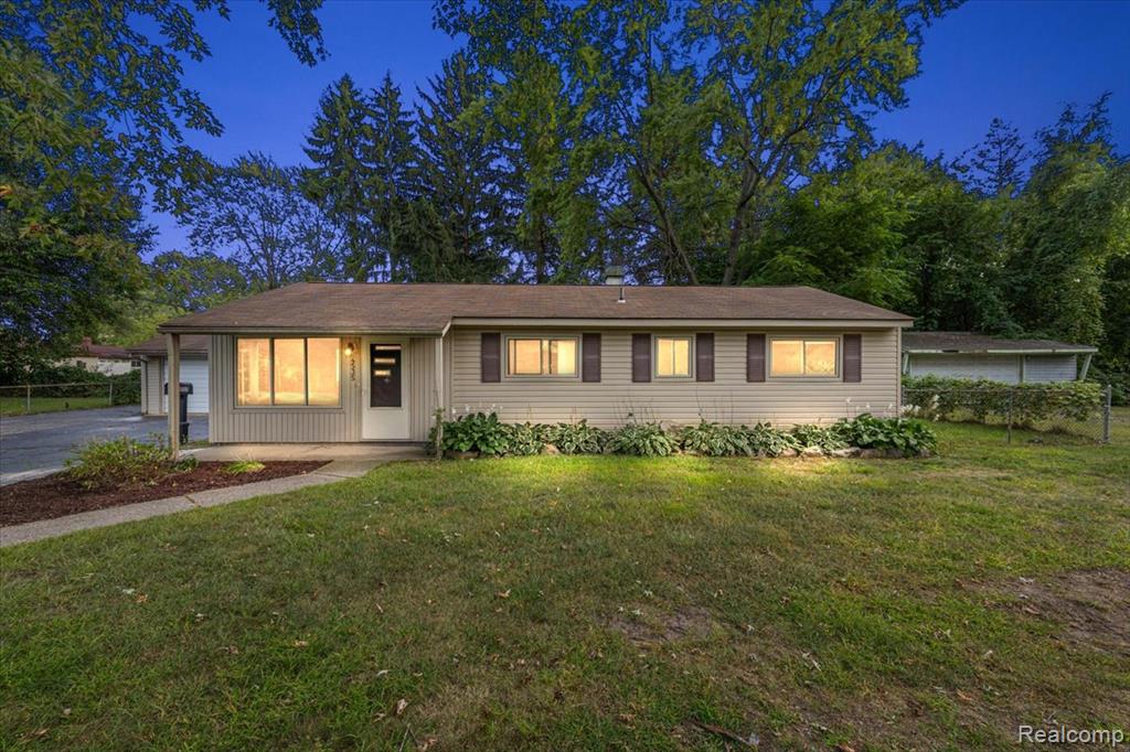 4535 Pinedale Avenue, Clarkston, MI — front exterior