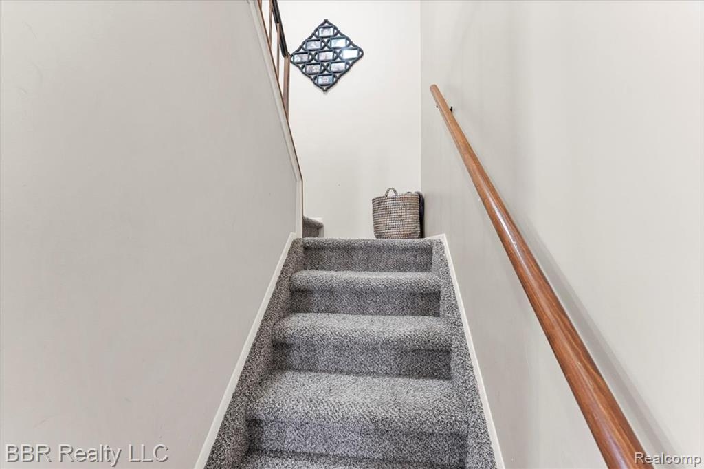 28305 Greenbriar Way, Brownstown, MI 48183 — Photo 15