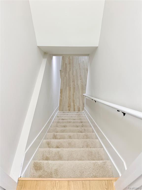 51073 Pinewood Drive, Macomb, MI 48042 — Photo 31