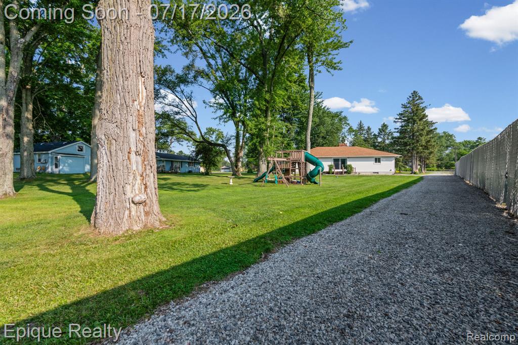 5155 Gratiot Avenue, St. Clair, MI 48079 — Photo 36