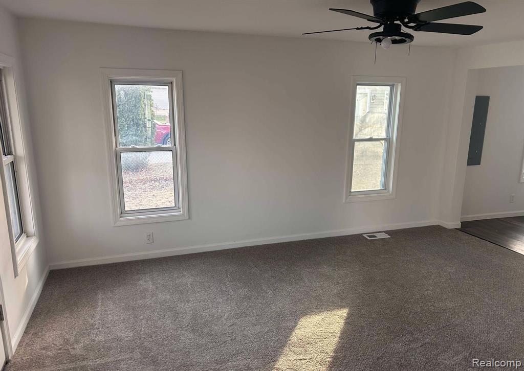 8083 Crapo Street, Swartz Creek, MI 48473 — Photo 3
