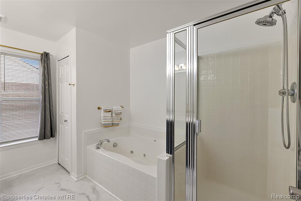 781 Saint Clair Street, Detroit, MI 48214 — Photo 19