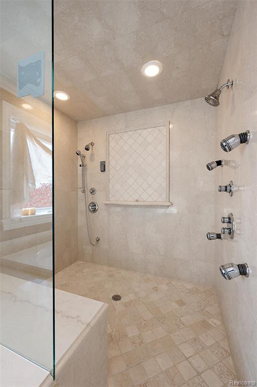 83 Greenan Lane, Lake Orion, MI 48362 — Photo 40