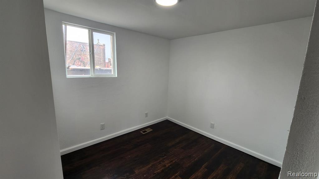 8529 W VERNOR, Detroit, MI 48209 — Photo 8