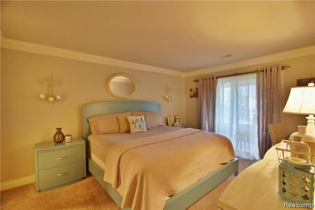 5445 Pine Aires Drive, Sterling Heights, MI 48314 — Photo 15