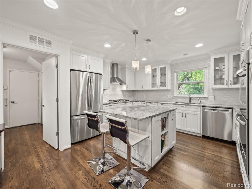 4410 KNIGHTSBRIDGE Lane, West Bloomfield, MI 48323 — Photo 9